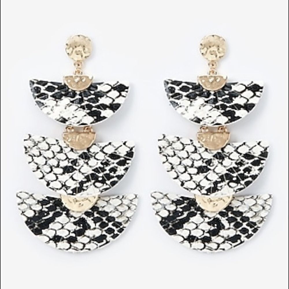 ✨ Tiered Snakeskin Print Half Moon Drop Earrings✨